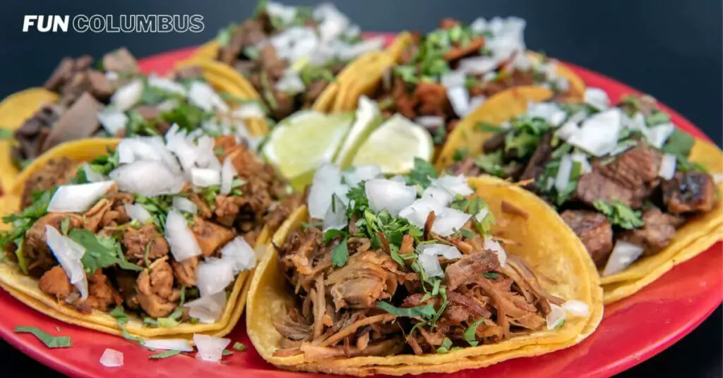 Columbus Mexican Restaurants service food