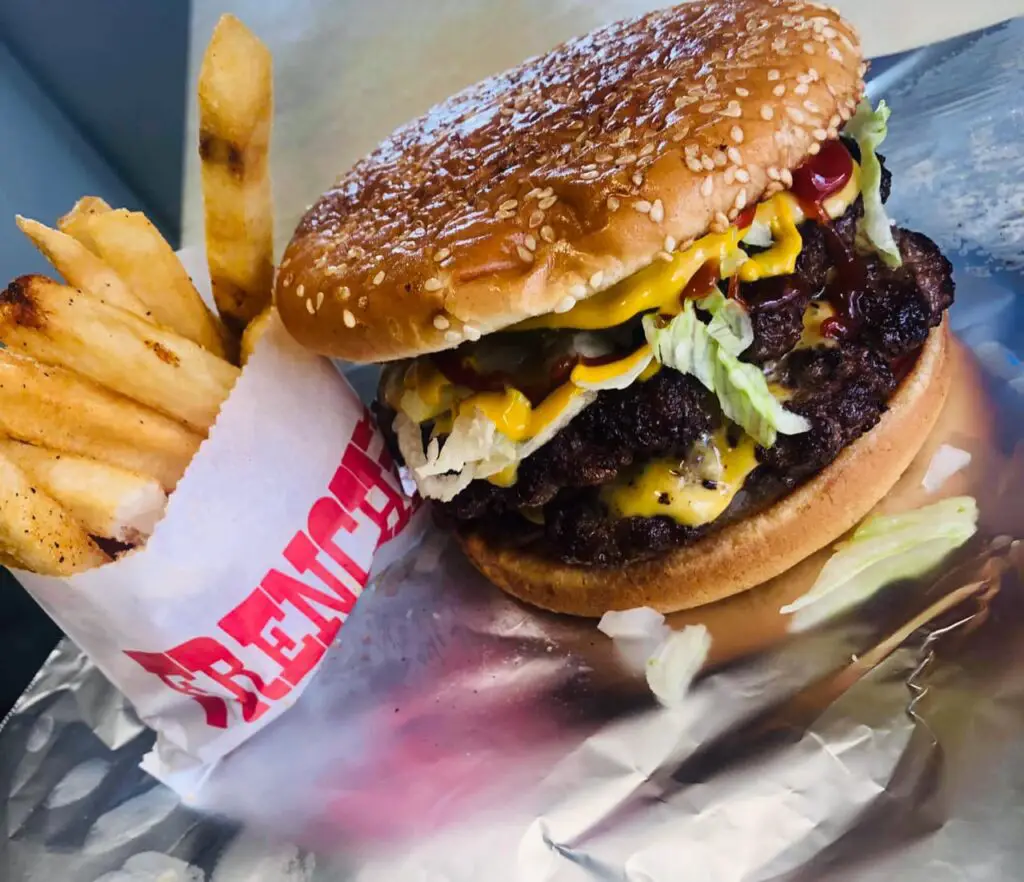 Best Burgers in Columbus: Royal Burger
